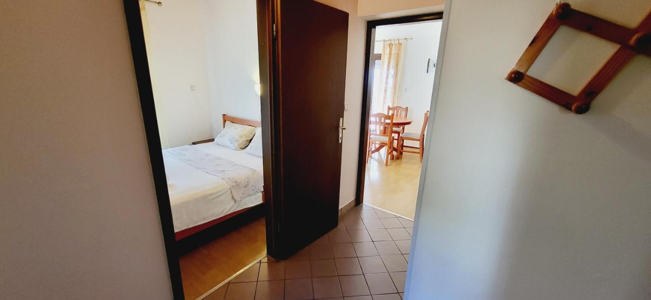 Apartments Italo By El-Pi Tours Njivice Buitenkant foto