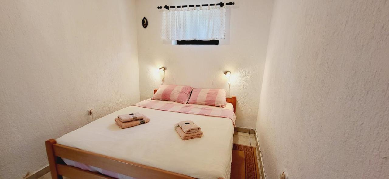 Apartments Italo By El-Pi Tours Njivice Buitenkant foto