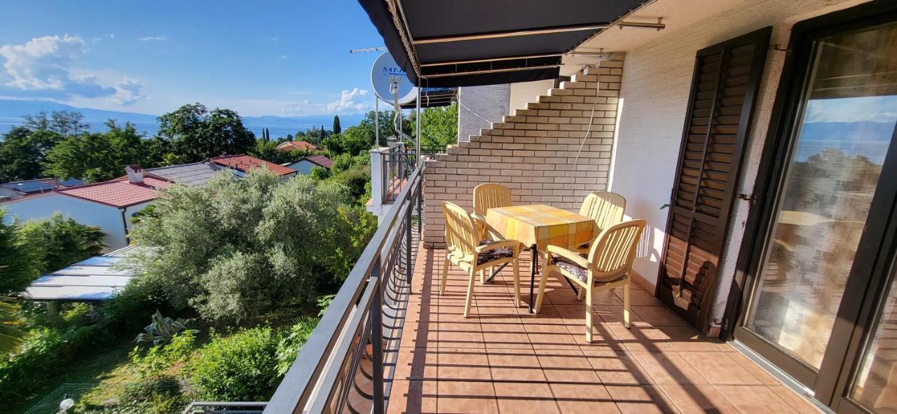 Apartments Italo By El-Pi Tours Njivice Buitenkant foto